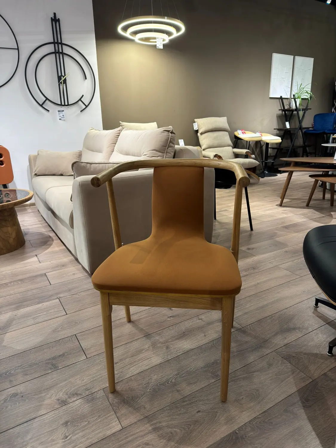 Стул мягкий Рига Д-2 оранжевый велюр-каркас дуб, MASSA